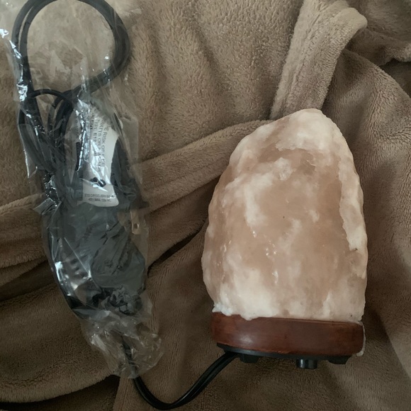 Other - Himalayan Salt Lamp NWOT